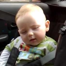 Embedded thumbnail for طفل يقاوم النوم