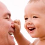 هدية يمنحها الأجداد للأحفاد