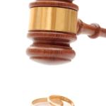 الطلاق ونظرة المجتمع للمطلقة