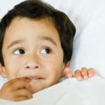 الخوف عند الأطفال وكيفية التعامل معه